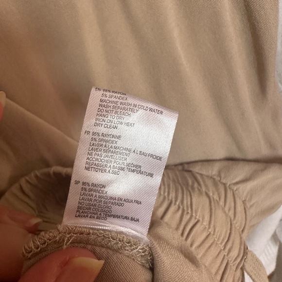 La classe couture women light summer jogger pants beige size medium - Picture 10 of 10